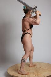 KAROLINA STANDING SMASH SWORD